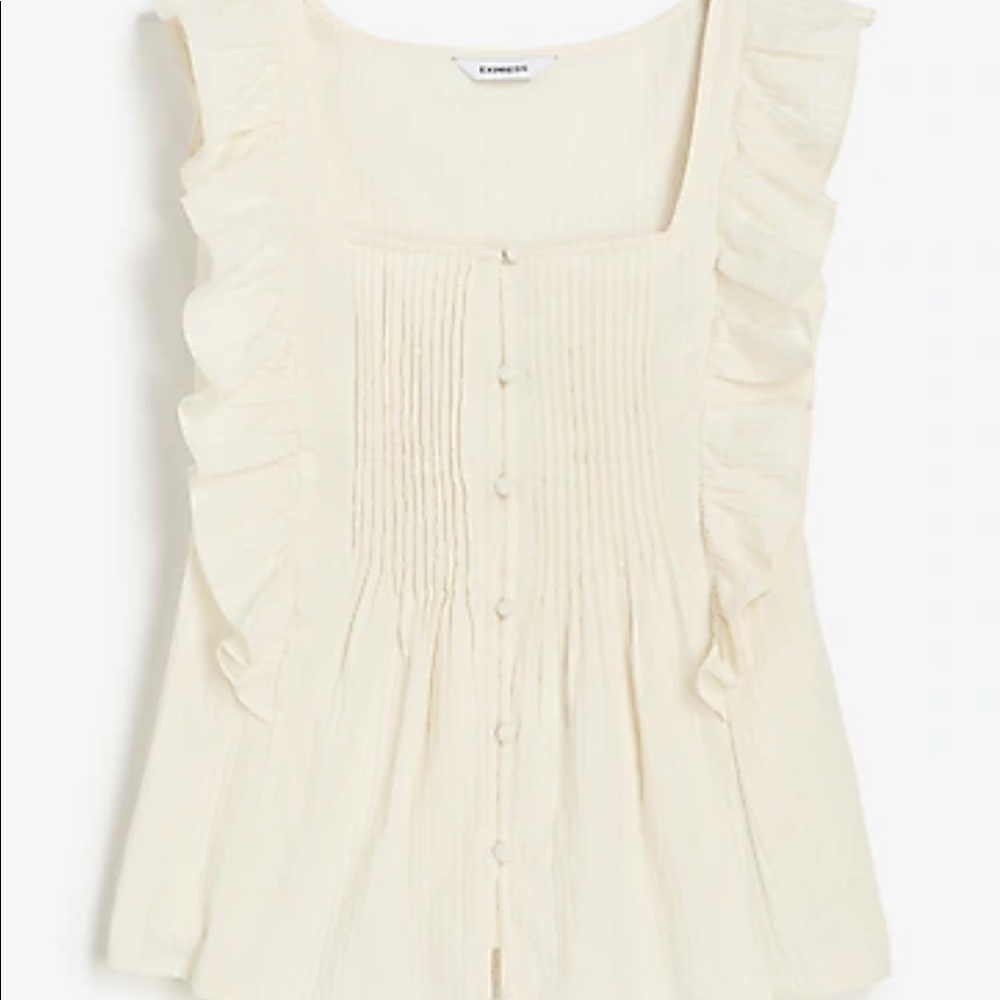 Express tank. Never worn.